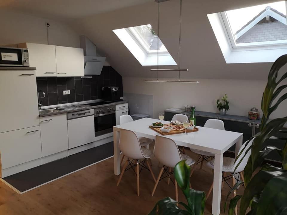 Haus Am Hang; Ferienwohnung Fernblick Stolberg  Luaran gambar