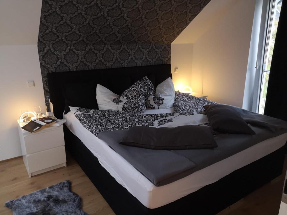 Haus Am Hang; Ferienwohnung Fernblick Stolberg  Luaran gambar